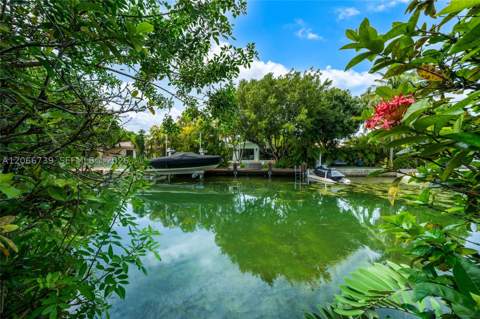 1860 Cleveland Rd, Miami Beach FL - photo 11 of 29