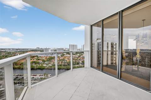 20281 E Country Club Dr 1801, Aventura FL - photo 19 of 76