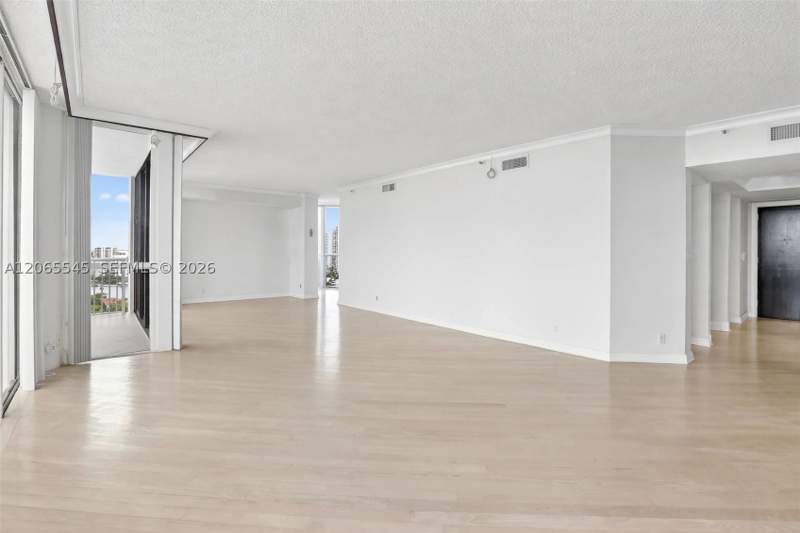 2 bedroom Condominium at 20281 E Country Club Dr 1801, Hamptons West Condo, Aventura — photo 4