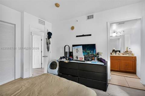 900 SW 8th St 908, Miami FL - photo 13 of 26