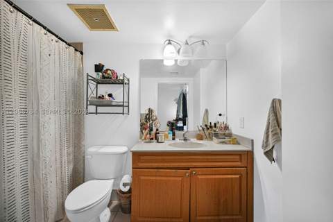 900 SW 8th St 908, Miami FL - photo 14 of 26