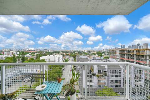 900 SW 8th St 908, Miami FL - photo 6 of 26