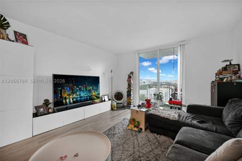 900 SW 8th St 908, Miami FL - photo 8 of 26