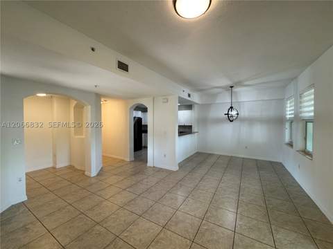 10885 NW 89th Ter 113, Doral FL - photo 12 of 58