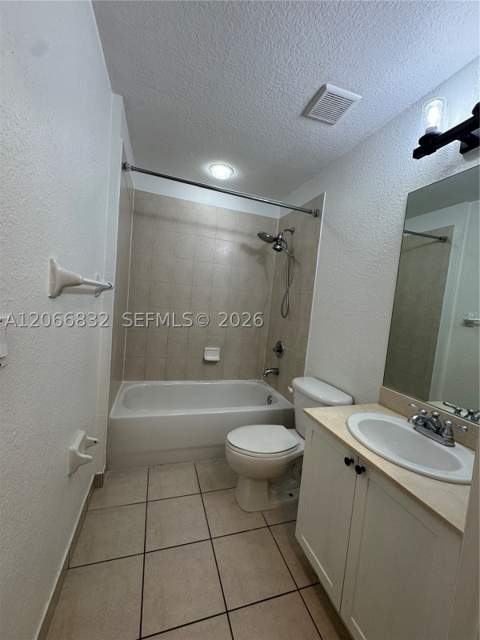 10885 NW 89th Ter 113, Doral FL - photo 18 of 58