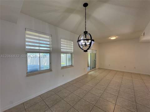 10885 NW 89th Ter 113, Doral FL - photo 7 of 58