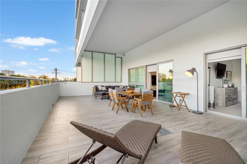 2 bedroom Condominium at 1600 SW 1st Ave 307, Le Parc At Brickell Condo, Miami — photo 5