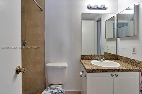 18830 NW 57th Ave 304, Hialeah FL - photo 19 of 24