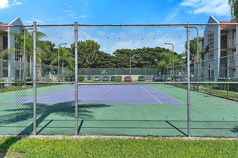 18830 NW 57th Ave 304, Hialeah FL - photo 22 of 24