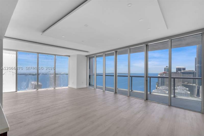 3 bedroom Condominium at 495 Brickell Ave 3601, Icon Brickell No Two, Miami — photo 3