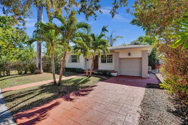 3 bedroom SingleFamilyResidence at 130 NE 49th St, Bellaire Sub, Miami — photo 1