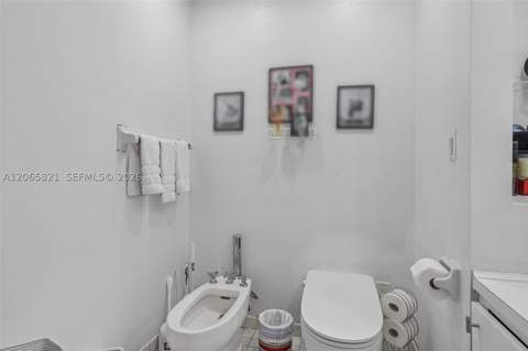 16581 NW 84th Ave, Miami Lakes FL - photo 15 of 59