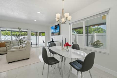 18120 NW 16th Ave, Miami Gardens FL - photo 10 of 43