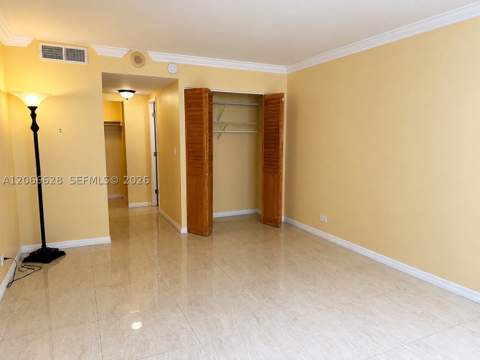 251 174th St 706, Sunny Isles Beach FL - photo 19 of 38