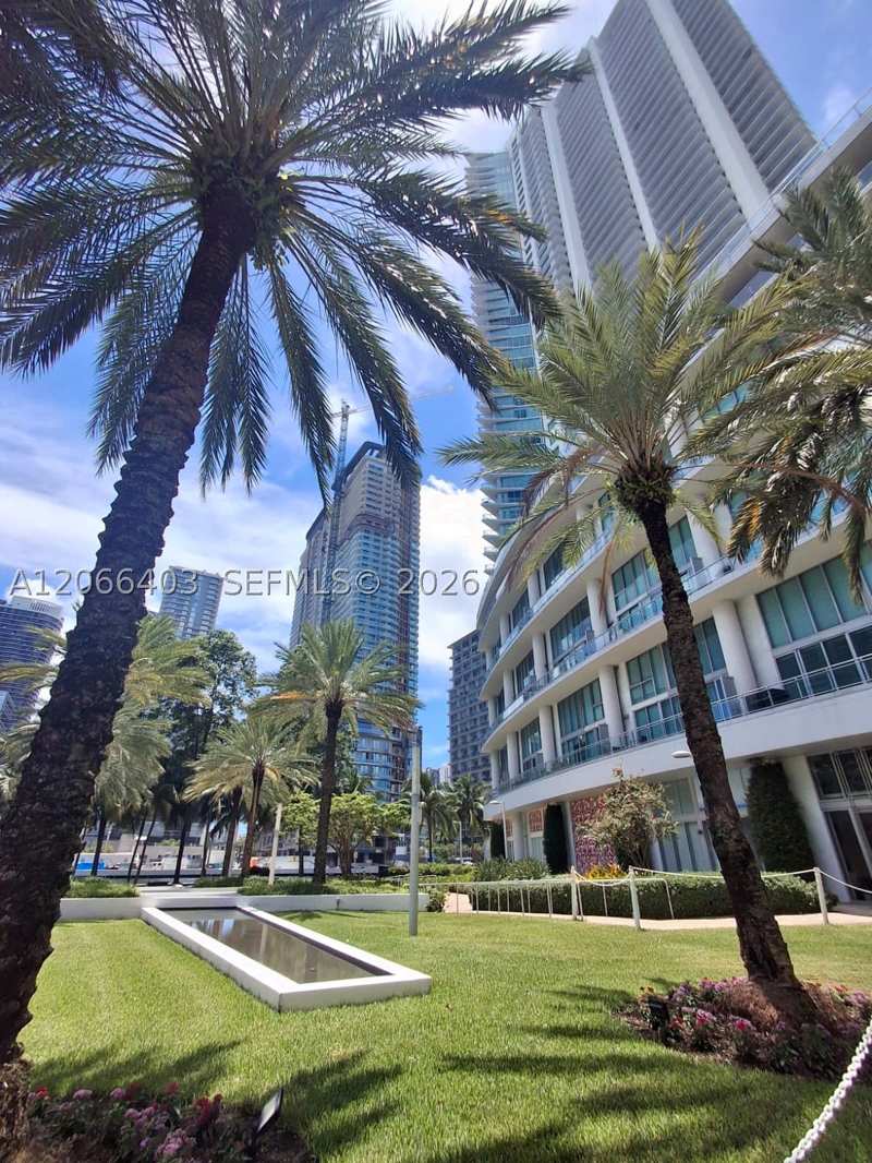 1 bedroom Condominium at 92 SW 3rd St 3808, Mint Condo, Miami — photo 1