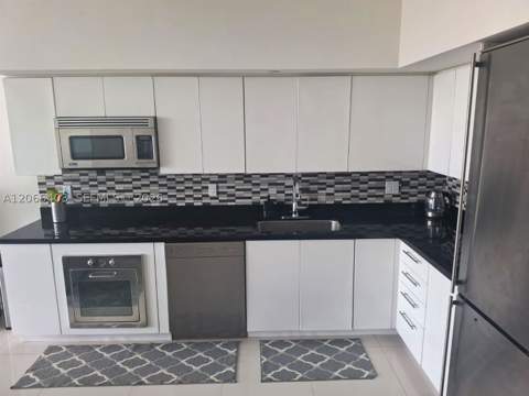 92 SW 3rd St 3808, Miami FL - photo 10 of 29