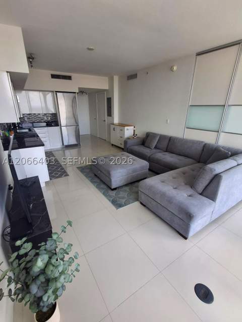 92 SW 3rd St 3808, Miami FL - photo 11 of 29