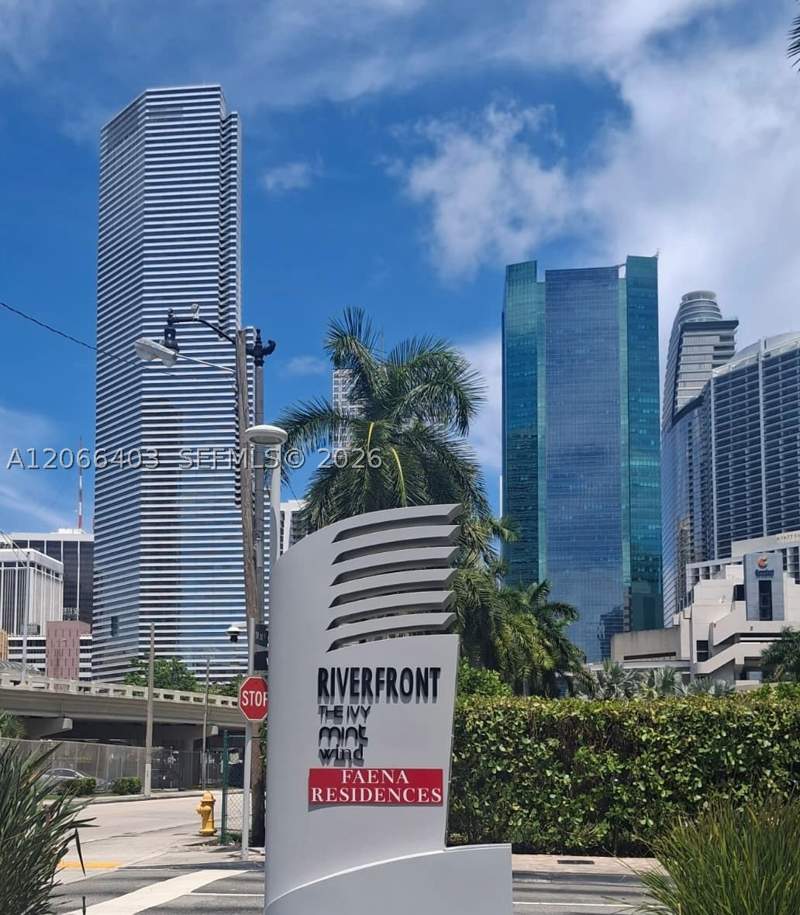 1 bedroom Condominium at 92 SW 3rd St 3808, Mint Condo, Miami — photo 2