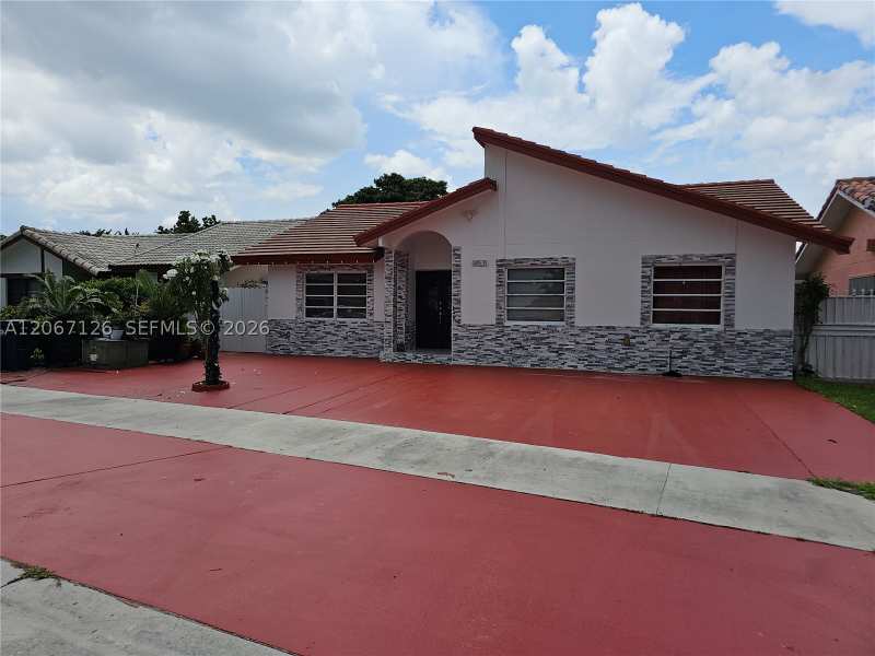 5 bedroom SingleFamilyResidence at 14531 SW 97th St, Munne Sub, Miami — photo 1