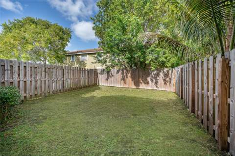1116 SE 26th Ter, Homestead FL - photo 18 of 28