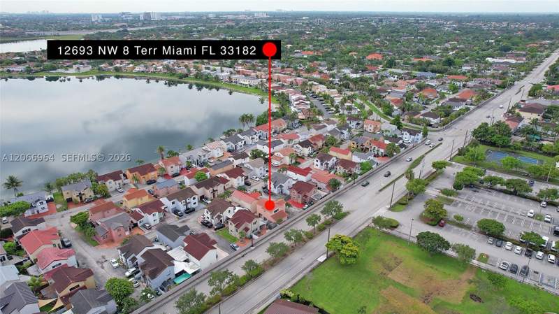 4 bedroom SingleFamilyResidence at 12693 NW 8th Ter, Lake Pointe Sec 4, Miami — photo 4