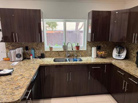 16232 SW 57th Ln, Miami FL - photo 7 of 43