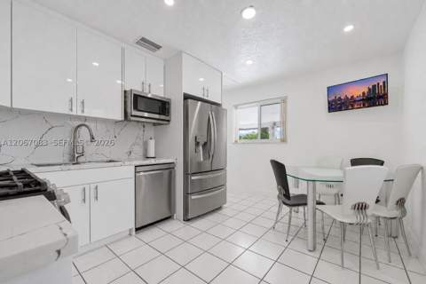 3930 W 2nd Ave, Hialeah FL - photo 21 of 29