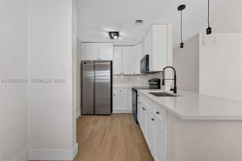 1583 NE 152nd St, North Miami Beach FL - photo 11 of 39