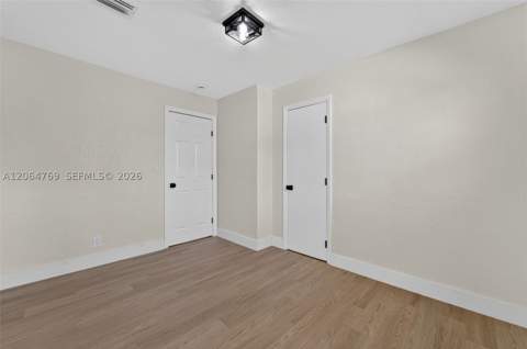 1583 NE 152nd St, North Miami Beach FL - photo 16 of 39