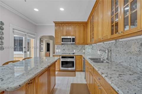 6605 Maynada St, Coral Gables FL - photo 17 of 43