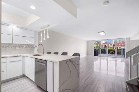 3750 NE 209 Ter, Aventura FL - photo 8 of 66
