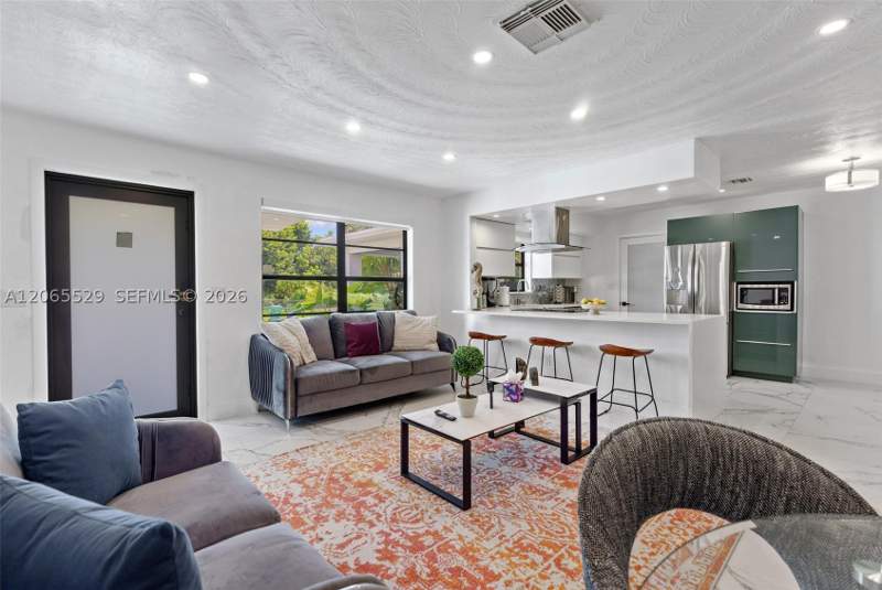 4 bedroom SingleFamilyResidence at 11420 NE 4th Ave, Yancey Replat, Miami — photo 5
