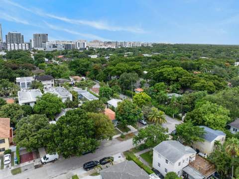 3780 SW 27th Ter, Miami FL - photo 10 of 46