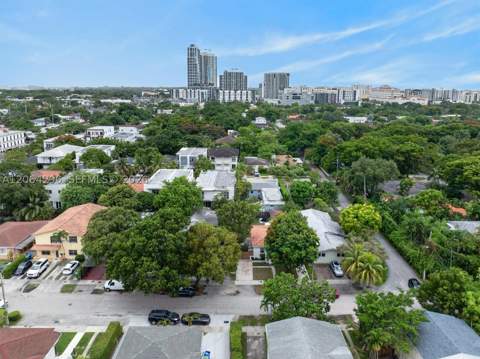 3780 SW 27th Ter, Miami FL - photo 9 of 46