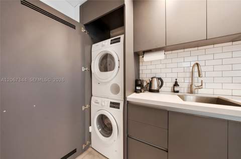 227 NE 2nd St 3107, Miami FL - photo 6 of 16