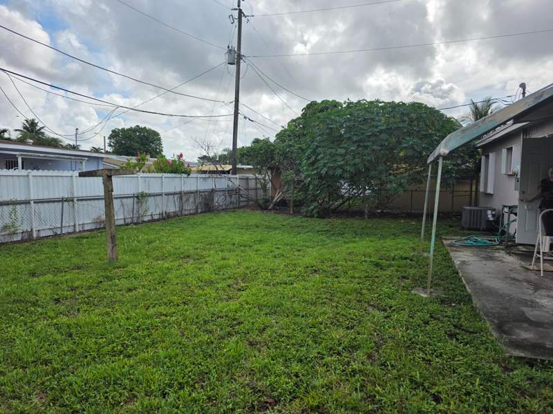 3 bedroom SingleFamilyResidence at 3555 NW 95th Street, Ricmar Heights, Miami — photo 5