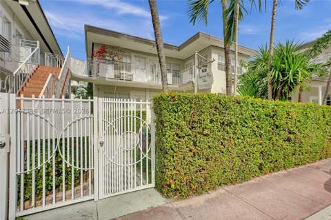 717 Espanola Way 204, Miami Beach FL - photo 11 of 43