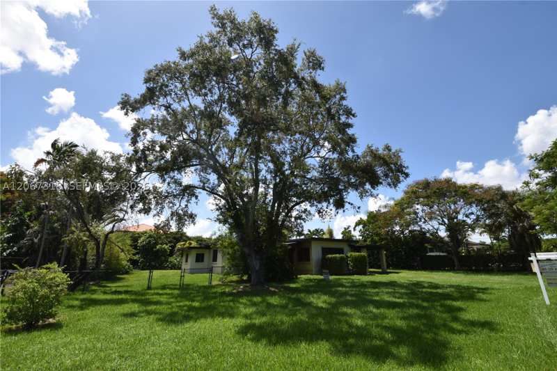 3 bedroom SingleFamilyResidence at 7050 SW 82nd Ct, Sunkist Estates, Miami — photo 1