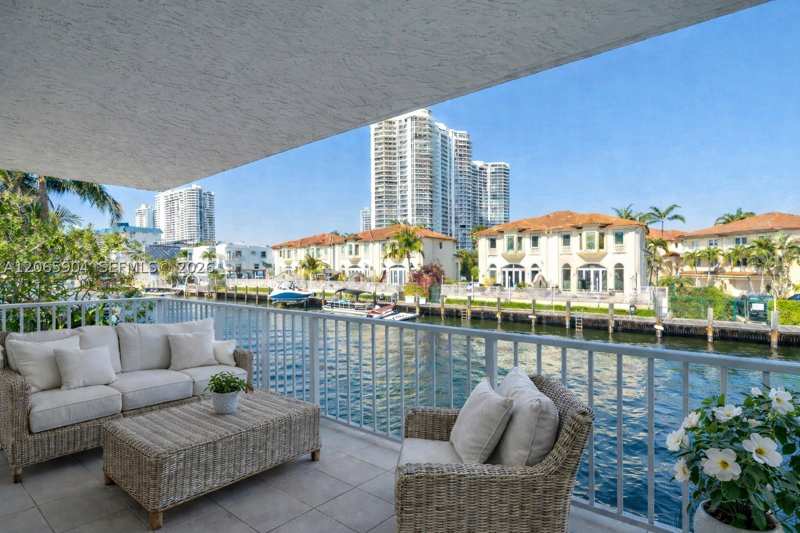 2 bedroom Condominium at 4000 NE 170th St 200, Eden Point North Condo, North Miami Beach — photo 1