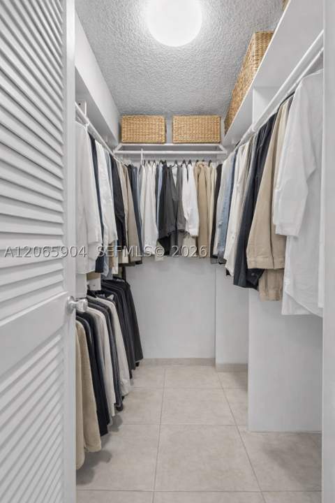 4000 NE 170th St 200, North Miami Beach FL - photo 14 of 33