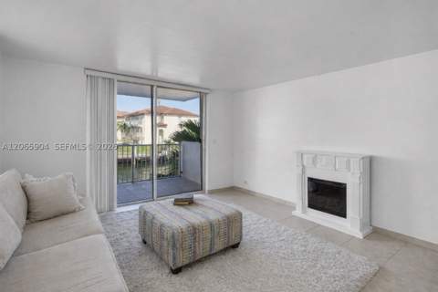 4000 NE 170th St 200, North Miami Beach FL - photo 17 of 33