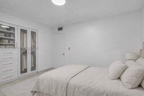 4000 NE 170th St 200, North Miami Beach FL - photo 9 of 33