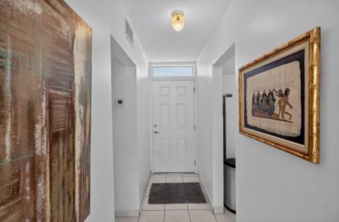 1045 10th Street 301, Miami Beach FL - photo 13 of 44