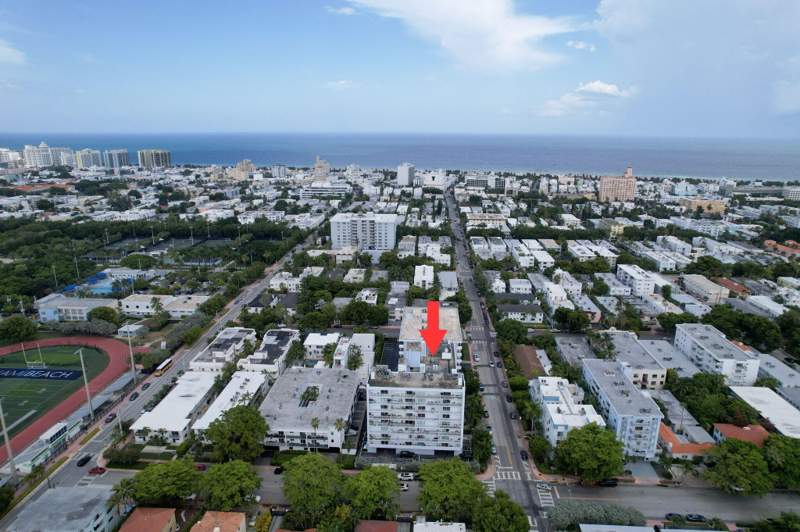 1 bedroom Condominium at 1045 10th Street 301, The Park Gardens Condo, Miami Beach — photo 2