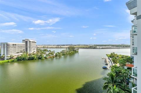 5091 NW 7th St Ph-02, Miami FL - photo 16 of 28