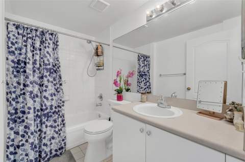 5091 NW 7th St Ph-02, Miami FL - photo 23 of 28