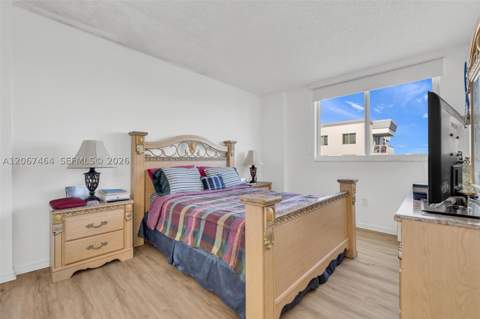 5091 NW 7th St Ph-02, Miami FL - photo 24 of 28