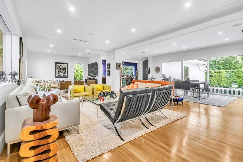 4 bedroom SingleFamilyResidence at 460 NE 50th Ter, Bayshore Plaza Unit 5, Miami — photo 5