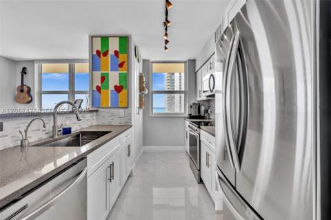 1155 Brickell Bay Dr 3211, Miami FL - photo 6 of 27