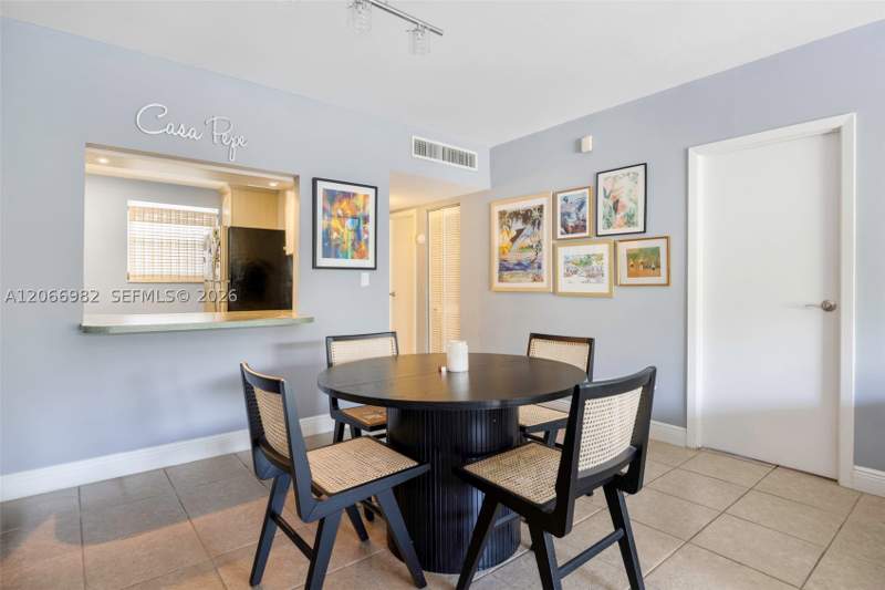 1 bedroom Condominium at 100 Edgewater Dr 309, Waters Edge Of Coral Gabl, Coral Gables — photo 5